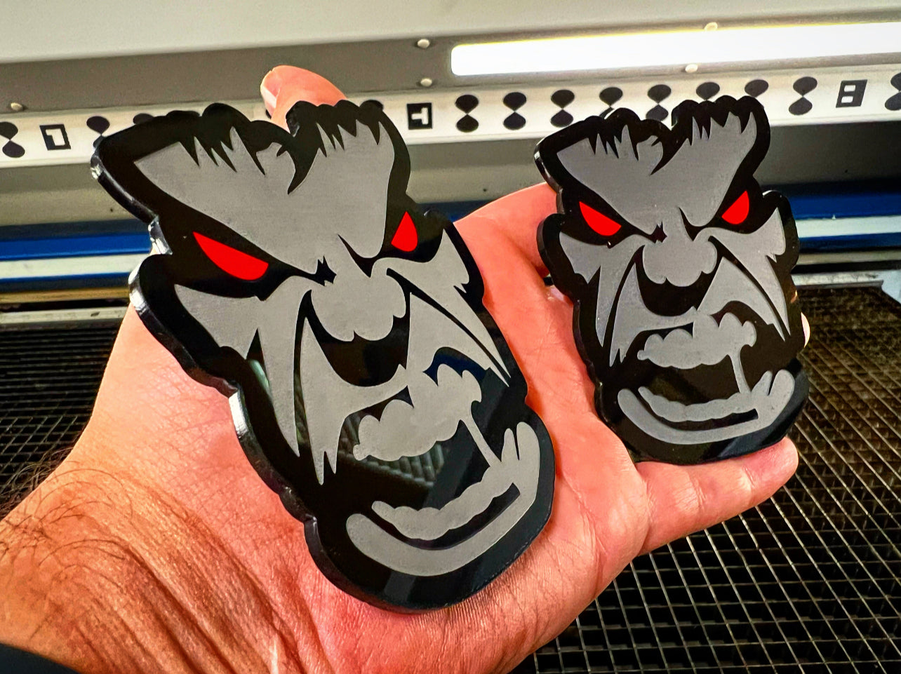 Black Red Eye Hulk Badges (2 Badges)