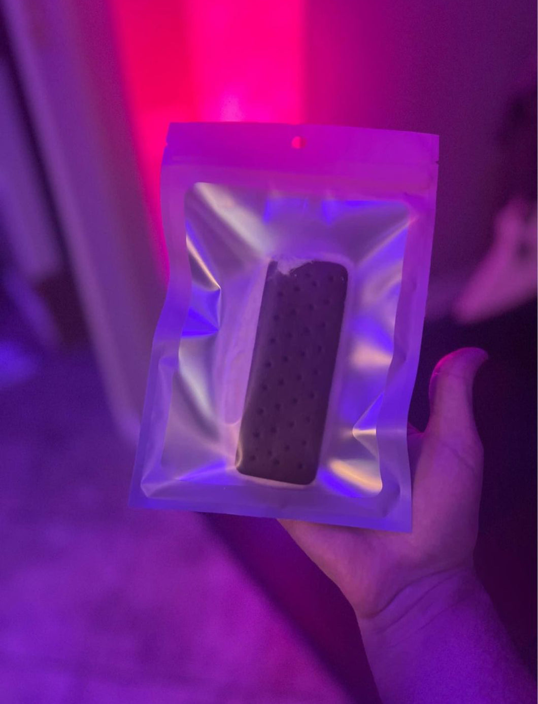 Freeze Dried Ice Cream Sandwich Bar